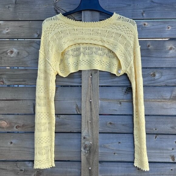 Le Lis Tops - Le Lis Knit Lite Shrug/Hollow Out Crop Long Sleeve Top - S